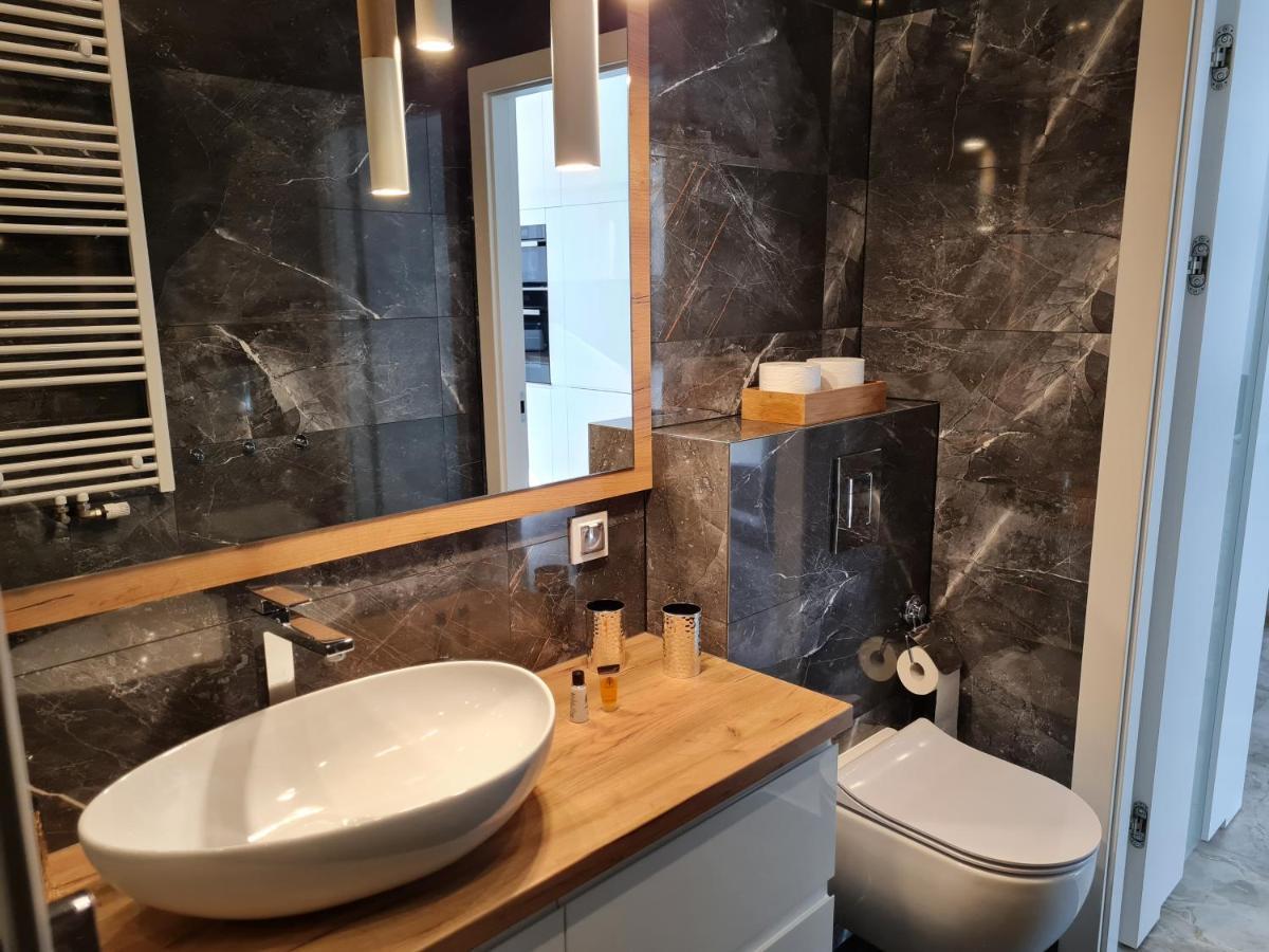 Kmk Apartament Appartamento Danzica Esterno foto